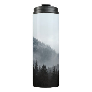 Misty Mountain Forest: Landschaftliche Landschafts Thermosbecher