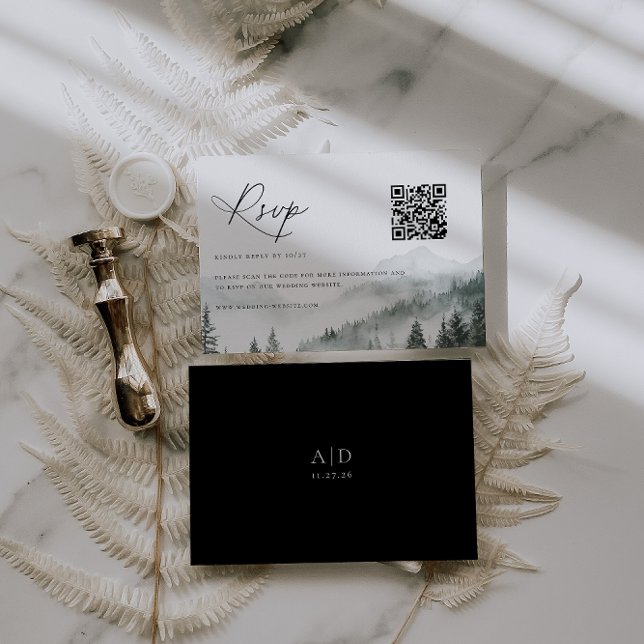 Misty Mountain Forest Wedding QR Code RSVP Karte (Von Creator hochgeladen)