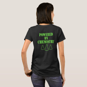 Mit Chemie betrieben T-Shirt
