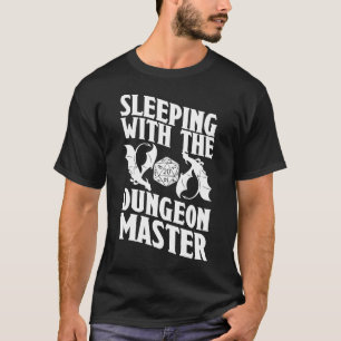 Mit dem Dungeon Master Funny RPG DM schlafen T-Shirt