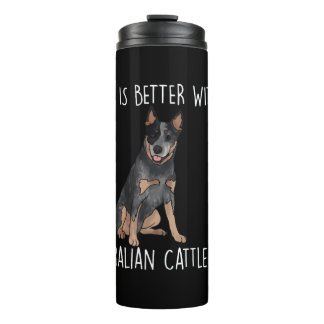 Mit einem australischen Rinderhund ist das Leben b Thermosbecher