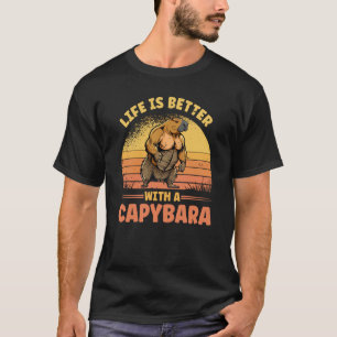 Mit einem Capybara Fitness Bodybuilder Rodent T-Shirt