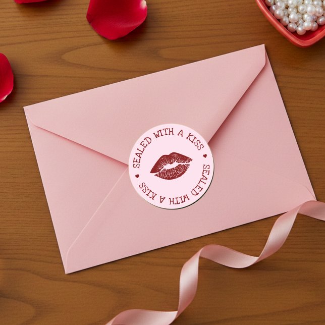 Mit einem Kuss besiegelt Rosa & Rote Lippen Valent Runder Aufkleber (Sealed with a Kiss Pink & Red Lips Valentine's Day Classic Round Sticker
)