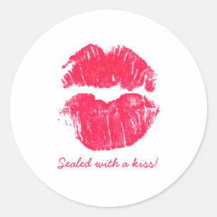 Mit einem Kuss Roter Lipstick - Valentinstag Runder Aufkleber