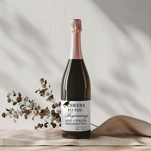 Mit einem Master-Abschluss-Abschluss-Geschenk perf Weinetikett (Von Creator hochgeladen)