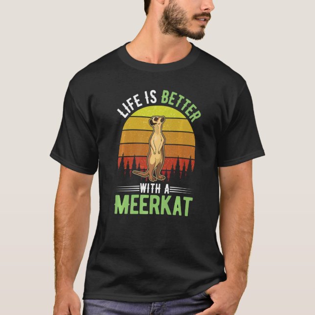 mit einem Meerkat T-Shirt (Vorderseite)