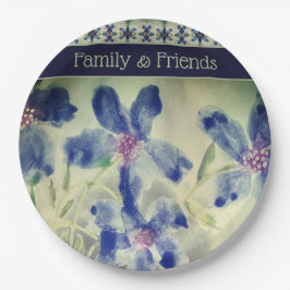 mit einem Mix von Mustern Pappteller