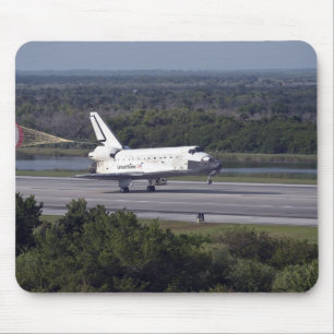 Mit einer Schubumlenkung ungefurcht 2 Mousepad