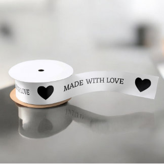 Mit Liebe gefertigt Satinband