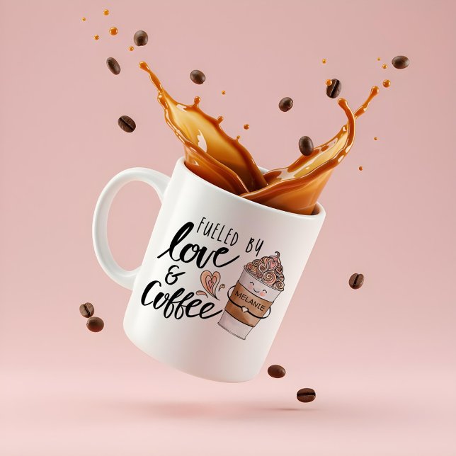 Mit Liebe und Kaffee gespeist Niedliche Kaffeelack Kaffeetasse (Fueled By Love & Coffee Cute Funny Coffee Latte Coffee Mug)