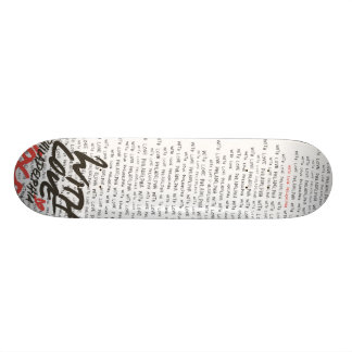 "Mit Love fasst Skateboard ab