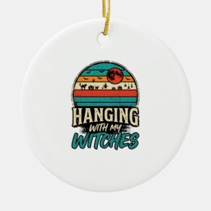 Mit meinen Hexen hängend Vintage-Halloween-Shirt D Keramik Ornament