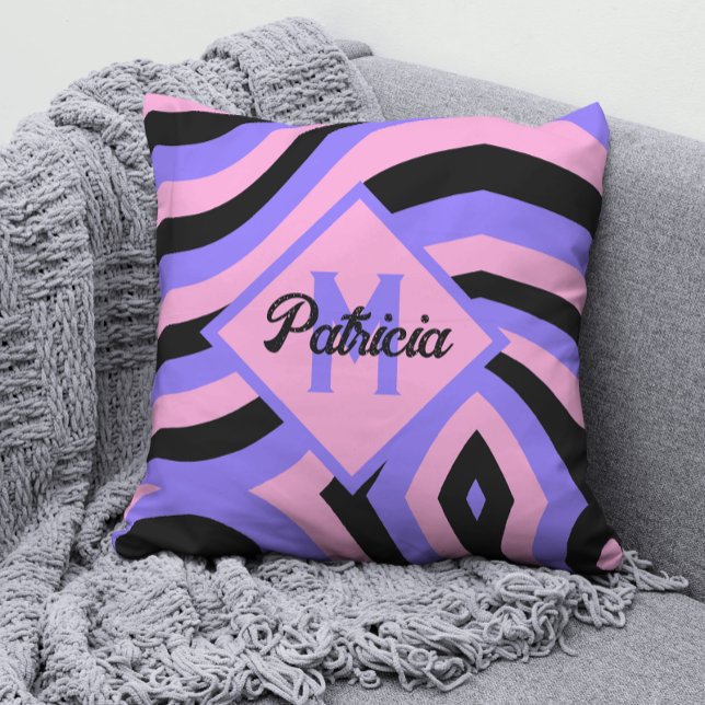 Mit Monogramm 70er pink und lila psychedelisch sch Kissen (Von Creator hochgeladen)