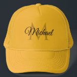 Mit Monogramm Bezeichnung für Frauen für Männer Un Truckerkappe<br><div class="desc">Mit Monogramm Name für Women for Men Template Unisex Elegant Trendy Yellow Trucker Hut.</div>