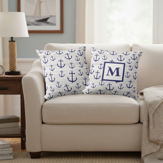 Mit Monogramm blaues Nautikkissen Kissen (Decorative anchor pillow with a monogram.)