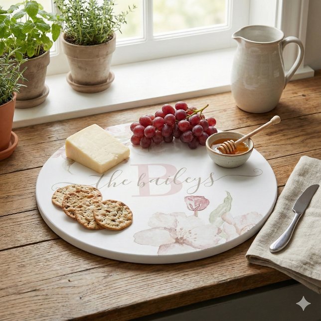 Mit Monogramm Blütenplatine Schneidebrett (This beautiful personalized watercolor floral cutting board would make a great gift! )