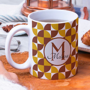 Mit Monogramm bohischer Stil mit bunten geometrisc Kaffeetasse