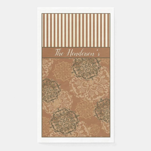 Mit Monogramm Boho Rost Orange Mandalase und Strei Serviette (Vorderseite)