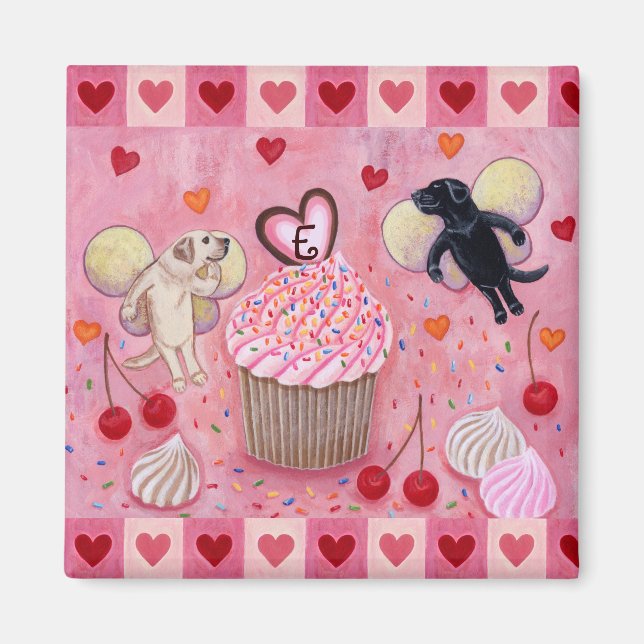 Mit Monogramm Cupcake und Labrador Fairies Herz Magnet (Vorne)