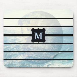 Mit Monogramm Design der Erde Mousepad