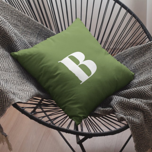 Mit Monogramm dunkles Olive Green Kissen (Monogrammed Dark Olive Green Throw Pillow)