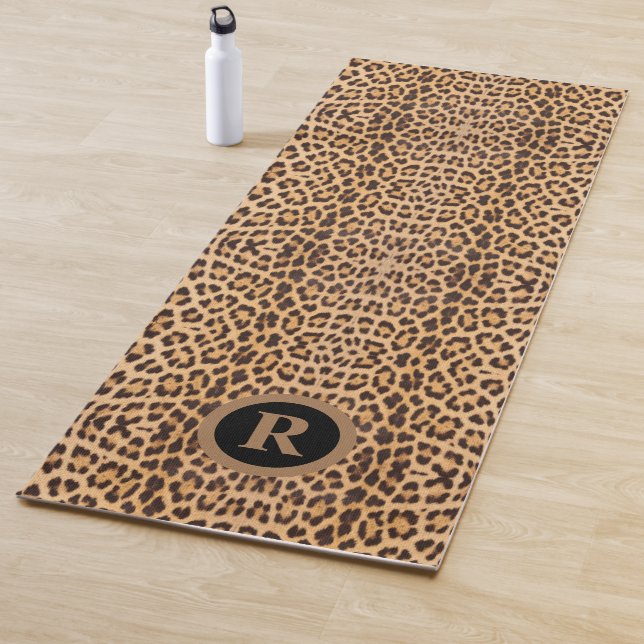 mit Monogramm gürteliger Wildleoparddruck Yogamatte (Beispiel)