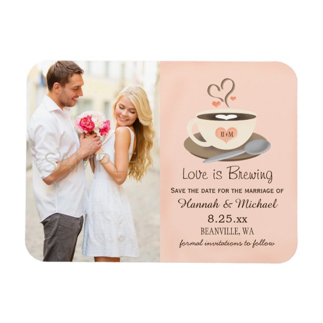 Mit Monogramm Kaffee-Cup im Herzen - Save the Date Magnet (Horizontal)