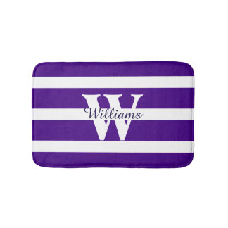 Mit Monogramm Lila und weiße Badematte