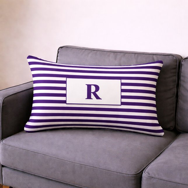 Mit Monogramm Lila/weiße Streifen Lendenkissen (Von Creator hochgeladen)