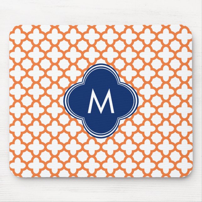Mit Monogramm Orange und Royal Blue Quatrefoil Mousepad (Vorne)