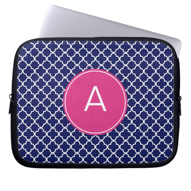 Mit Monogramm Quatrefoil Muster Laptopschutzhülle (Vorderseite)