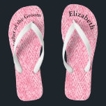 Mit Monogramm Rosa Glitzer Mutter des Brautpaares Flip Flops<br><div class="desc">Ein lustiges Geschenk für die Mutter der Braut und des Bräutigams. Wenn sie am Ende der Nacht müde ist,  will sie diese! Personalisieren Sie sie!</div>