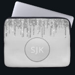 Mit Monogramm Silber Drilling Glitzer Girly Laptopschutzhülle<br><div class="desc">Girly Silver Imitats Dripping Glitzer und sparkle elegante Monogram Laptop Gehäuse. Dieser mit Monogramm Fall kann so angepasst werden,  dass er Ihren Anfangs- und Vornamen enthält.</div>