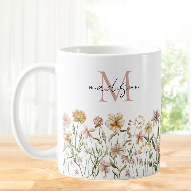 Mit Monogramm Wasserfarbe Wildblume Wiese Kaffeetasse (In situ)