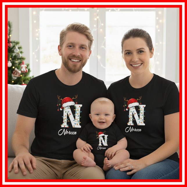 Mit Monogramm Weihnachtsantler-Weihnachtsmannmütze T-Shirt (Von Creator hochgeladen)