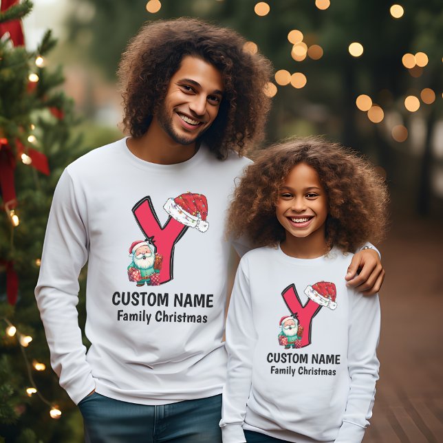 Mit Monogramm Weihnachtsfamilien personalisieren m T-Shirt (Von Creator hochgeladen)