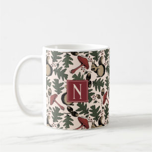 Mit Monogramm Winterwäldchen-Eichhörnchen und Pilz Kaffeetasse