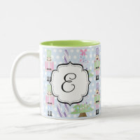 Mit Monogramm