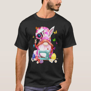 Mit Ostereiern und Nähmaschine verwandeln T-Shirt