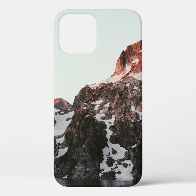 MIT SCHNEE BEDECKTER BERG AUF WASSERKÖRPER Case-Mate iPhone HÜLLE (Rückseite)