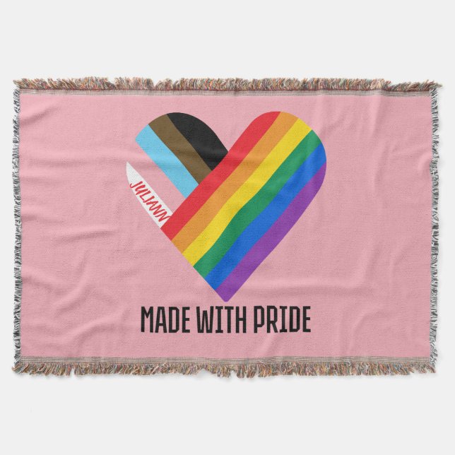 Mit Stolz gefertigt Regenbogen-Herz Custom Modern  Decke (Vorderseite)