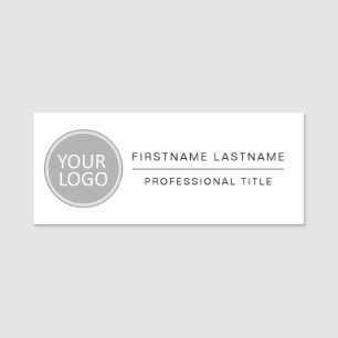 Mitarbeiter der Business-Logos-Firma Namensschild