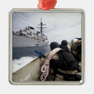 Mitglieder des Besuchs, Brett, Suche Silbernes Ornament