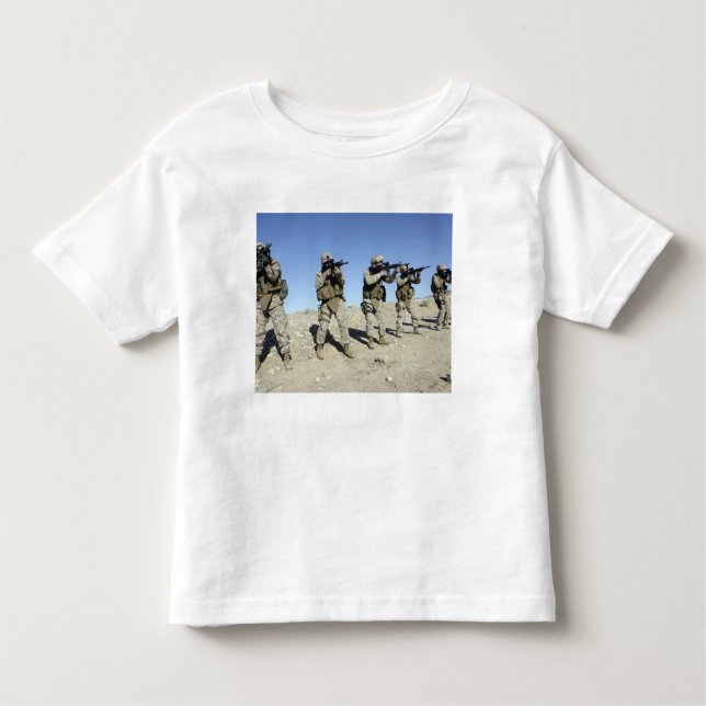 Mitglieder des militärischen Übergangsteams Kleinkind T-shirt (Vorderseite)