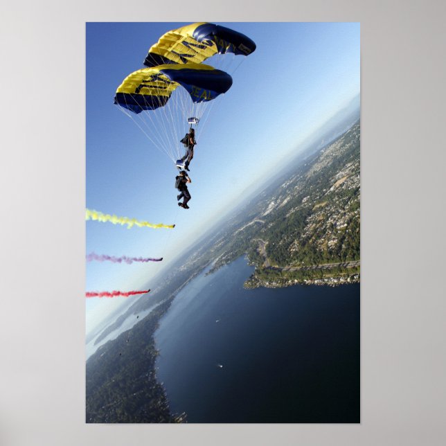 Mitglieder des US-Marine Parachute-Teams Poster (Vorne)
