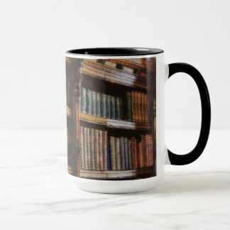 Mittelalterliche Bibliothek und Bücher des Antiqui Tasse