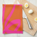 Mittelalterliche moderne Abstrakte Linien Orange u Geschirrtuch<br><div class="desc">Abstrakte Pinselstriche - abstrakte Formen in gebranntem Orange und heißem Rosa.</div>