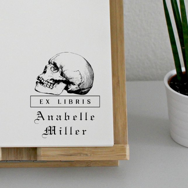 Mittelalterliches Drehbuch Gothic Skull Klasse Ex  Gummistempel (Von Creator hochgeladen)