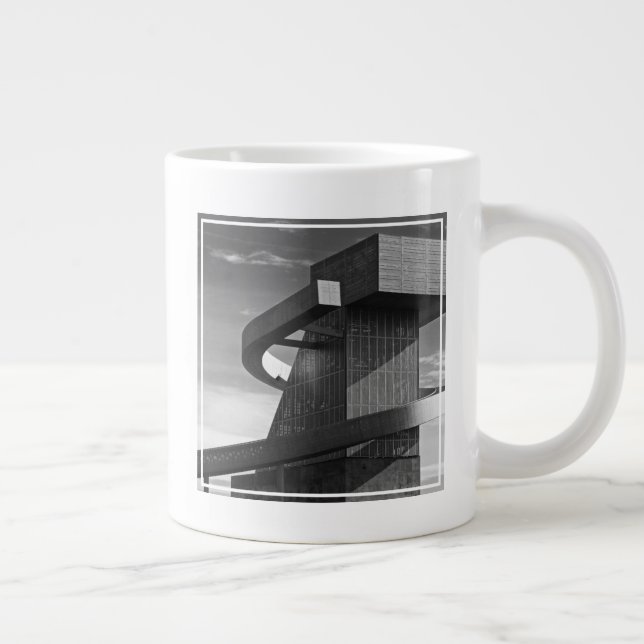Mittelschule, 2017 Jumbo-Tasse (Rechts)