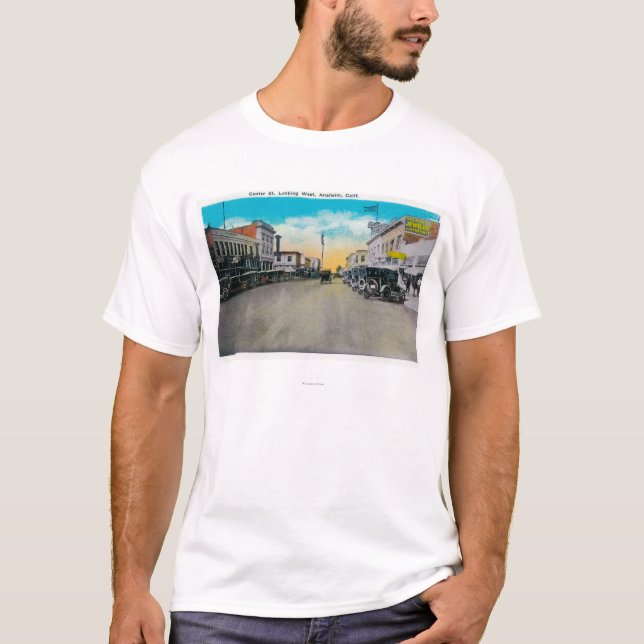 Mittelstraße, die WestAnaheim, CA schaut T-Shirt (Vorderseite)